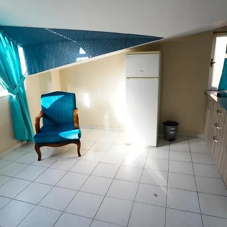 Arya Suits * אנטליה