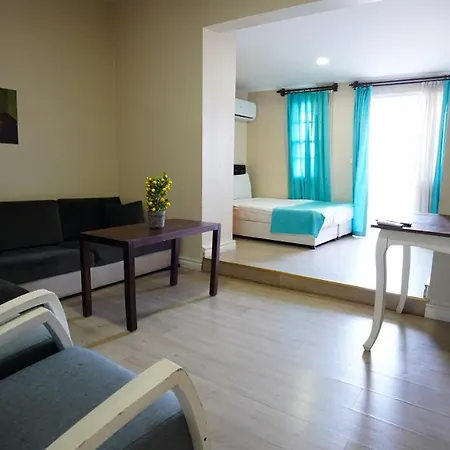 アパート Arya Suits アンタルヤ