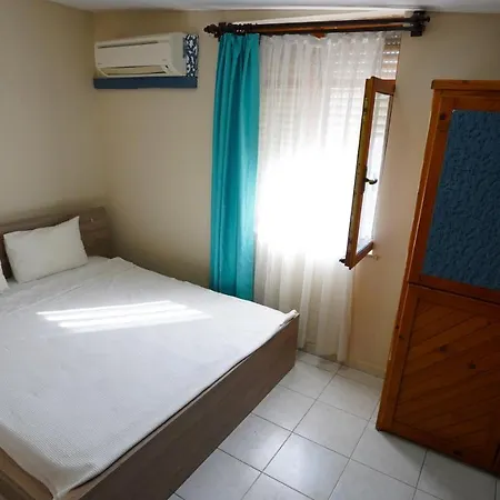 Arya Suits アパート