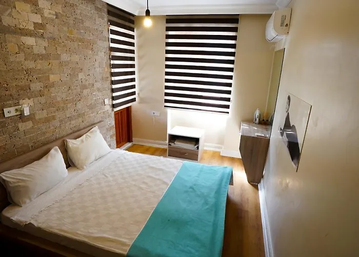 阿尔雅套房 公寓 *